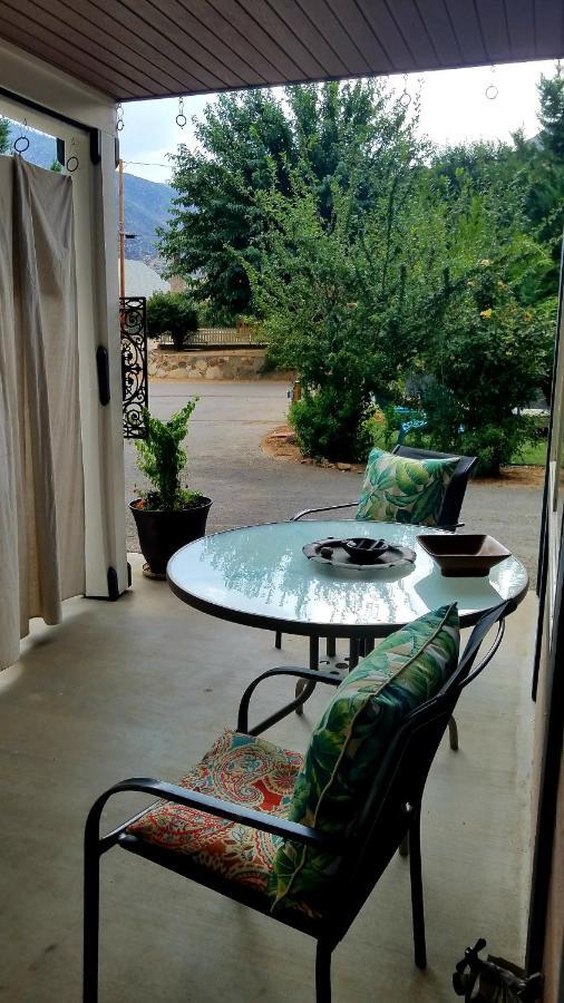 Sacred Mtn River Suites Kernville Exterior foto